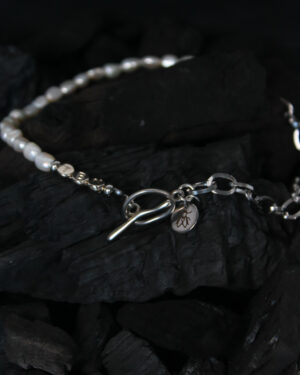 Collar en plata con perlas personalizable de Tábano Store