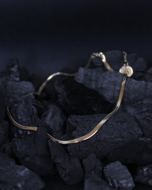 Cadena collar acero inoxidable oro serpiente plana - Tábano Store